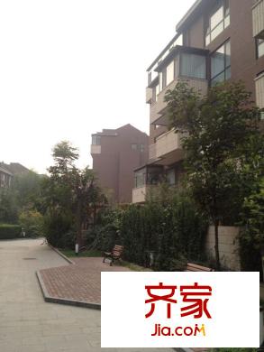 褐石园外景图