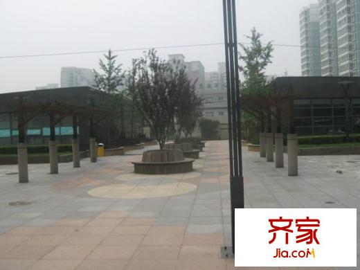 燕莎后外景图