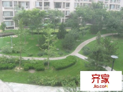 燕莎后外景图