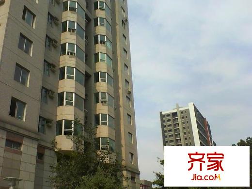 城市广场外景图