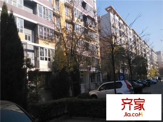 龙博苑一区外景图