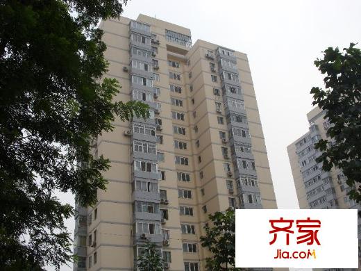 知春路82号院外景图楼体远景