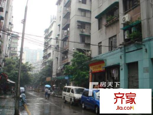 第一津街小区外景图