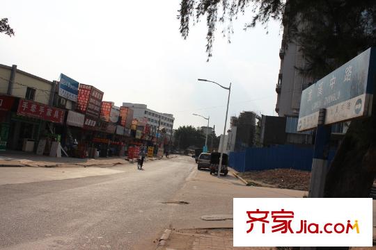 邦华・星际广场龙溪中路沿街商铺(项目对面)