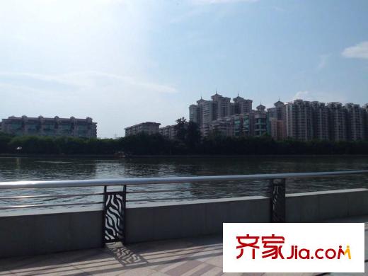 中信西关海珠江(距离项目10米左右)