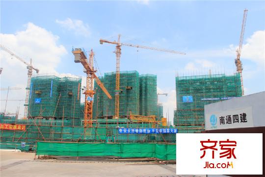 中海花湾壹号施工门口(2015-06-16)
