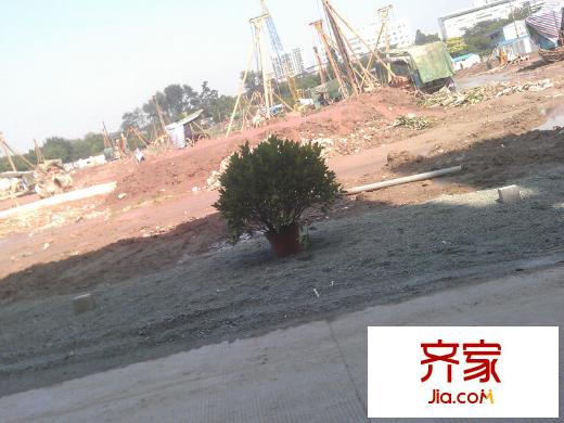 远东・御江豪庭施工现场2013-1