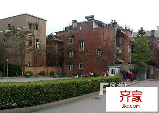 龟岗大马路小区外景图