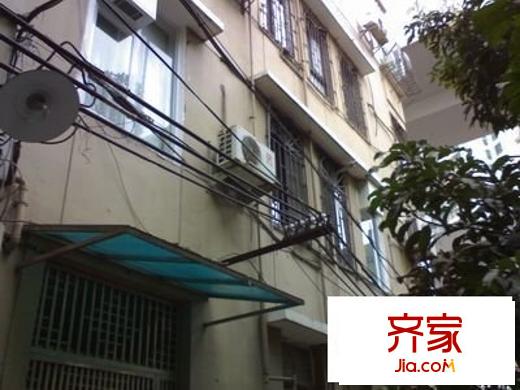 龟岗大马路小区外景图