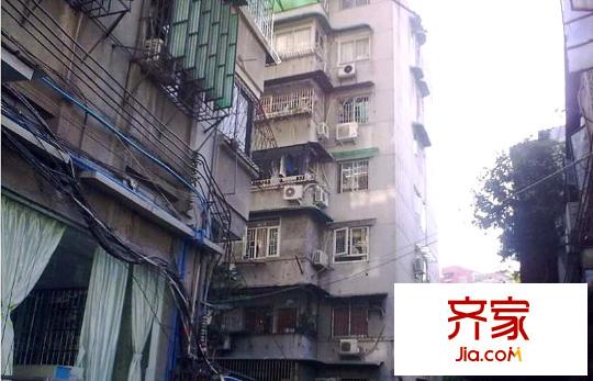署前路大院外景图