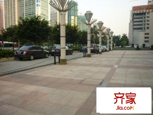 平方米泰大厦外景图