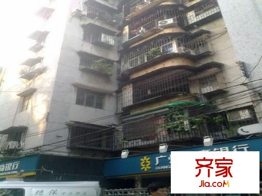 新港西路小区外景图