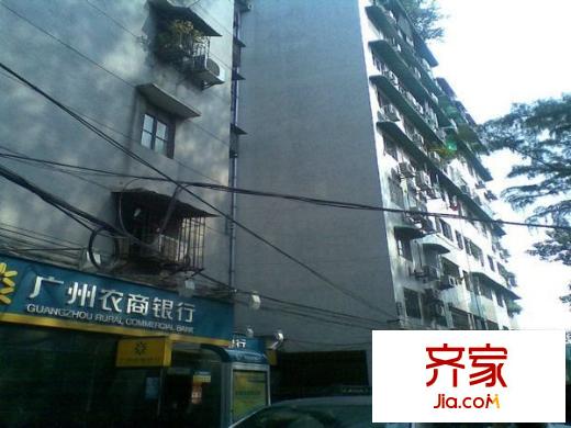新港西路小区外景图