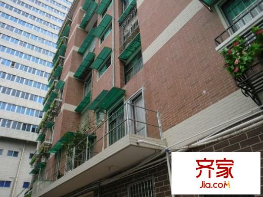 体育西横街小区外景图