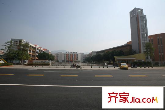 南沙碧桂园豪庭配套图家旁边的小学1