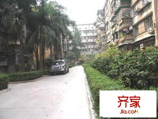 东风东路小区外景图