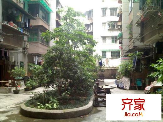 惠福西路大院外景图