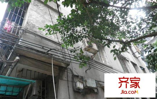 盘福路大院外景图