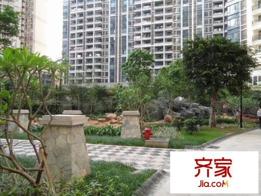 中海平方米晖华庭外景图