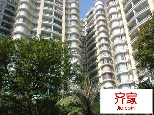 信步闲庭外景图