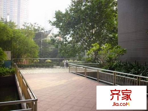 伊顿18外景图