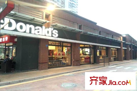 尚上名筑商业街(50米内)