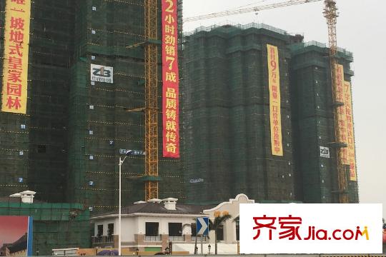 中国铁建国际花园项目马路对面的江山时代