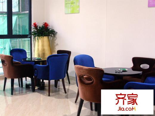 旭日雅苑・幸福里销售中心(2014-01)