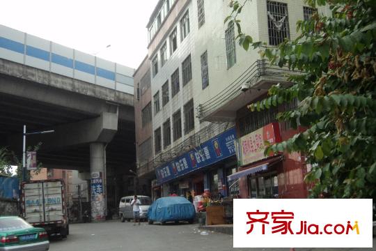 卡布奇诺周边住宅(距离项目200米)
