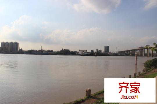 锦绣半岛对面江景(2015-6)