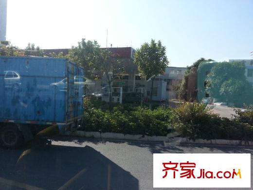 榆德园加油站