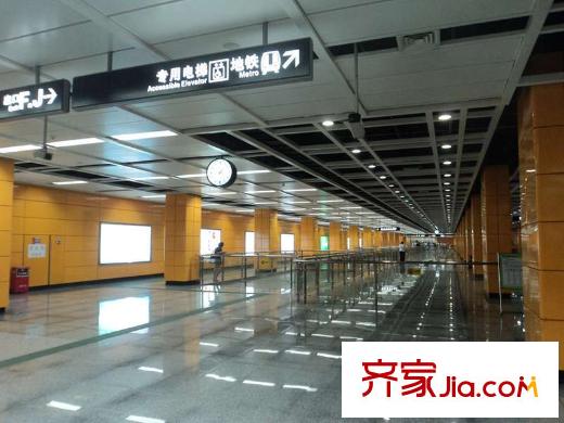 奥园越时代广州南站地铁站驾车5分钟
