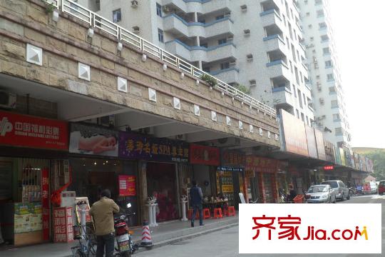 星河湾半岛距离项目50米内配套