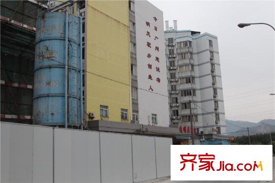 宏康小筑逸明居公寓(距离项目步行1分钟)