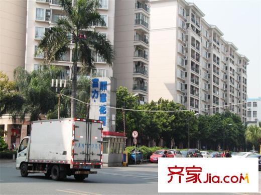 中源御品附近小区,离项目约1分钟路程