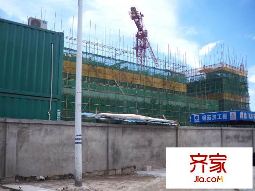 富通V都会项目外围工程进度实景(2013.8.7)