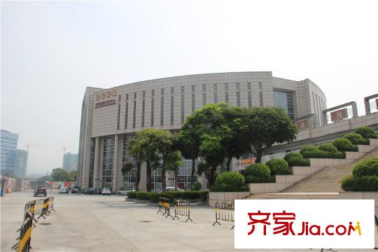 万科广场・V寓对面龙岗书城
