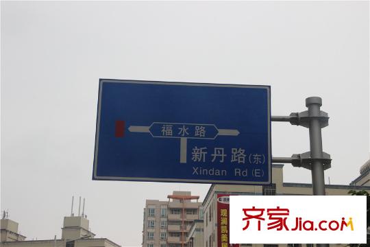珑门周边路标