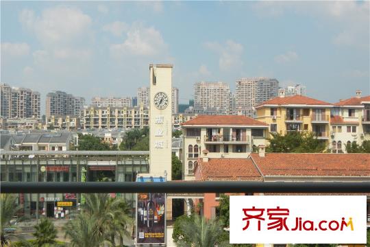 锦荟PARK对面一路之隔的振业城
