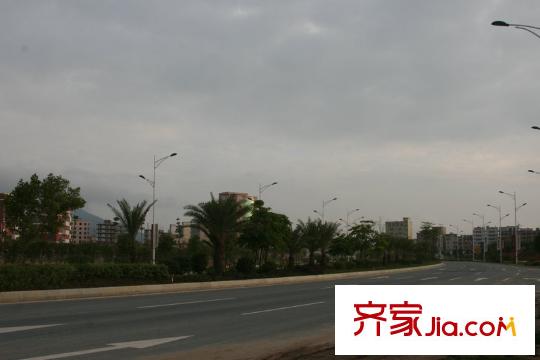 龙光城周边路况