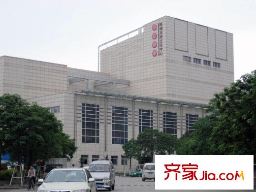 非凡空间配套图周边的龙岗文化中心广场