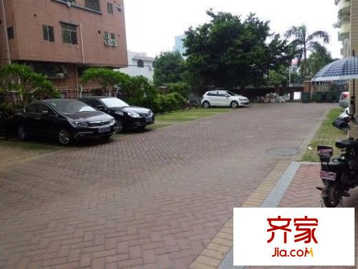 天琴阁外景图