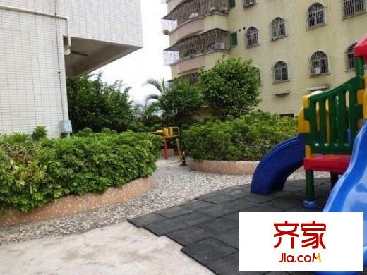 天琴阁外景图