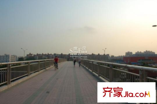 航城国际公寓配套图附近人行天桥