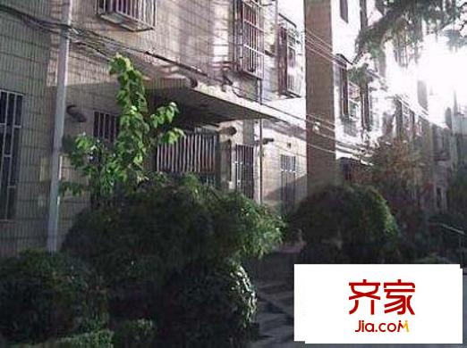 沪南路577弄小区外景图