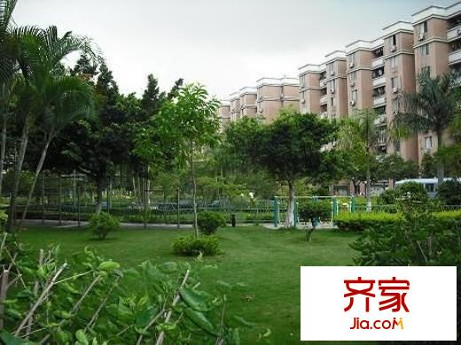 龙辉花园外景图