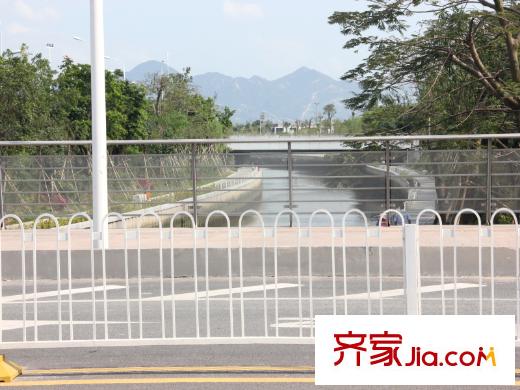 翡翠海岸配套图旁边的河流
