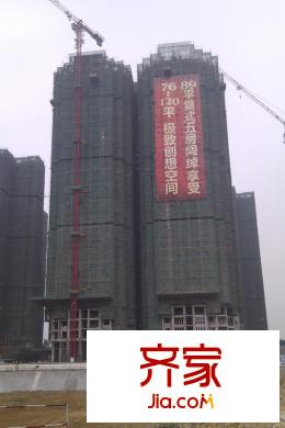 卓弘高尔夫雅苑项目紧张建设实景(2012.02.09)