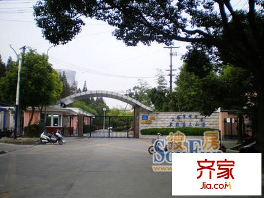 氯碱新村外景图上海