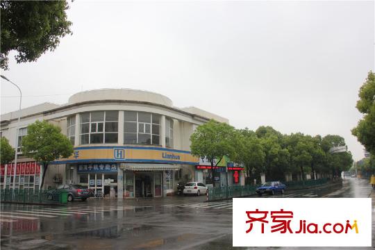 唐镇壹号周边配套-联华超市